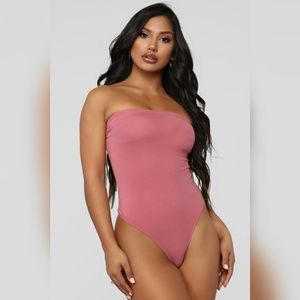 NWOT Fashion Nova Mauve Bodysuit